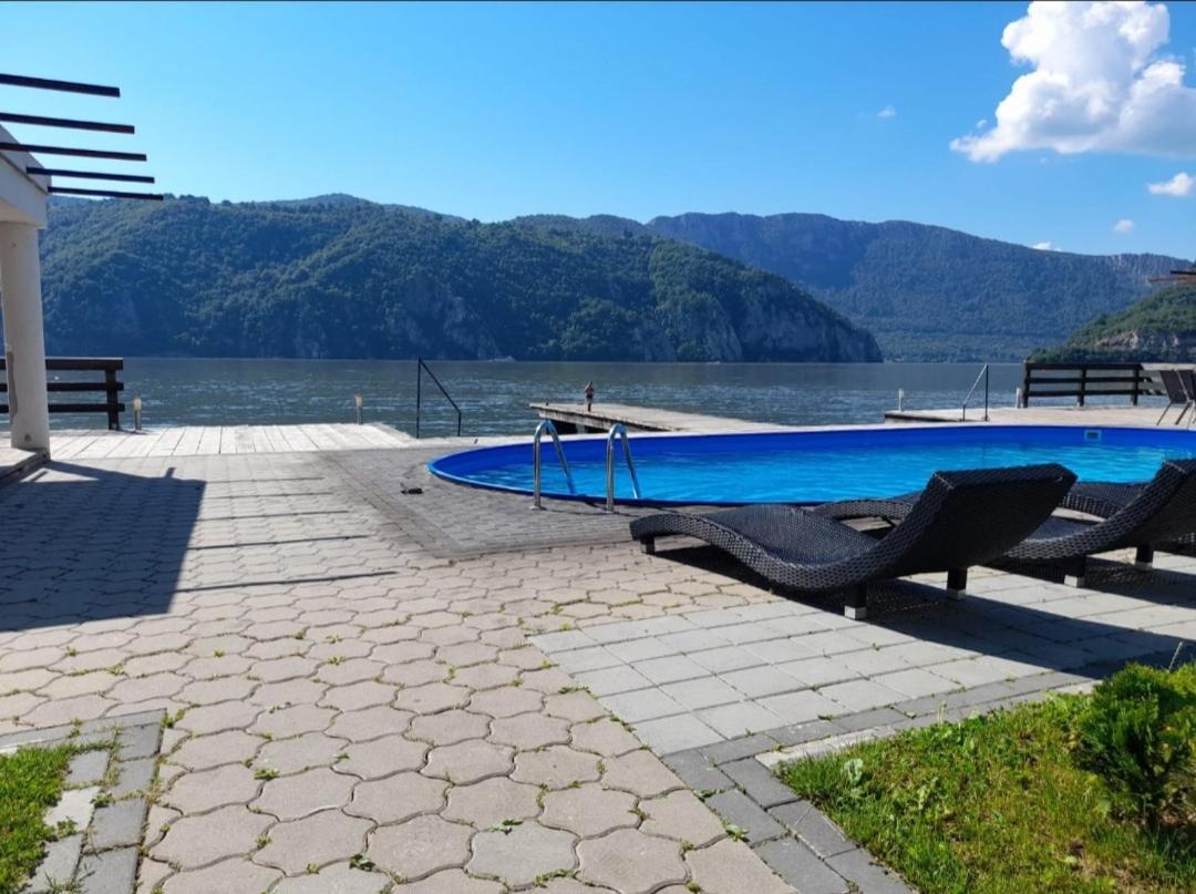 Villa Exclusive Ieşelniţa Exterior foto
