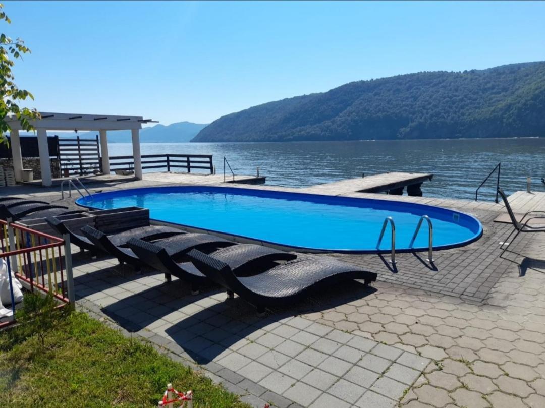 Villa Exclusive Ieşelniţa Exterior foto
