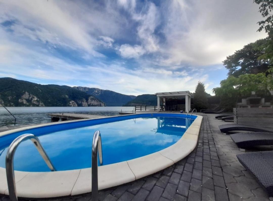Villa Exclusive Ieşelniţa Exterior foto
