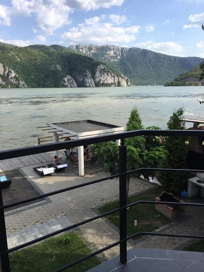 Villa Exclusive Ieşelniţa Exterior foto